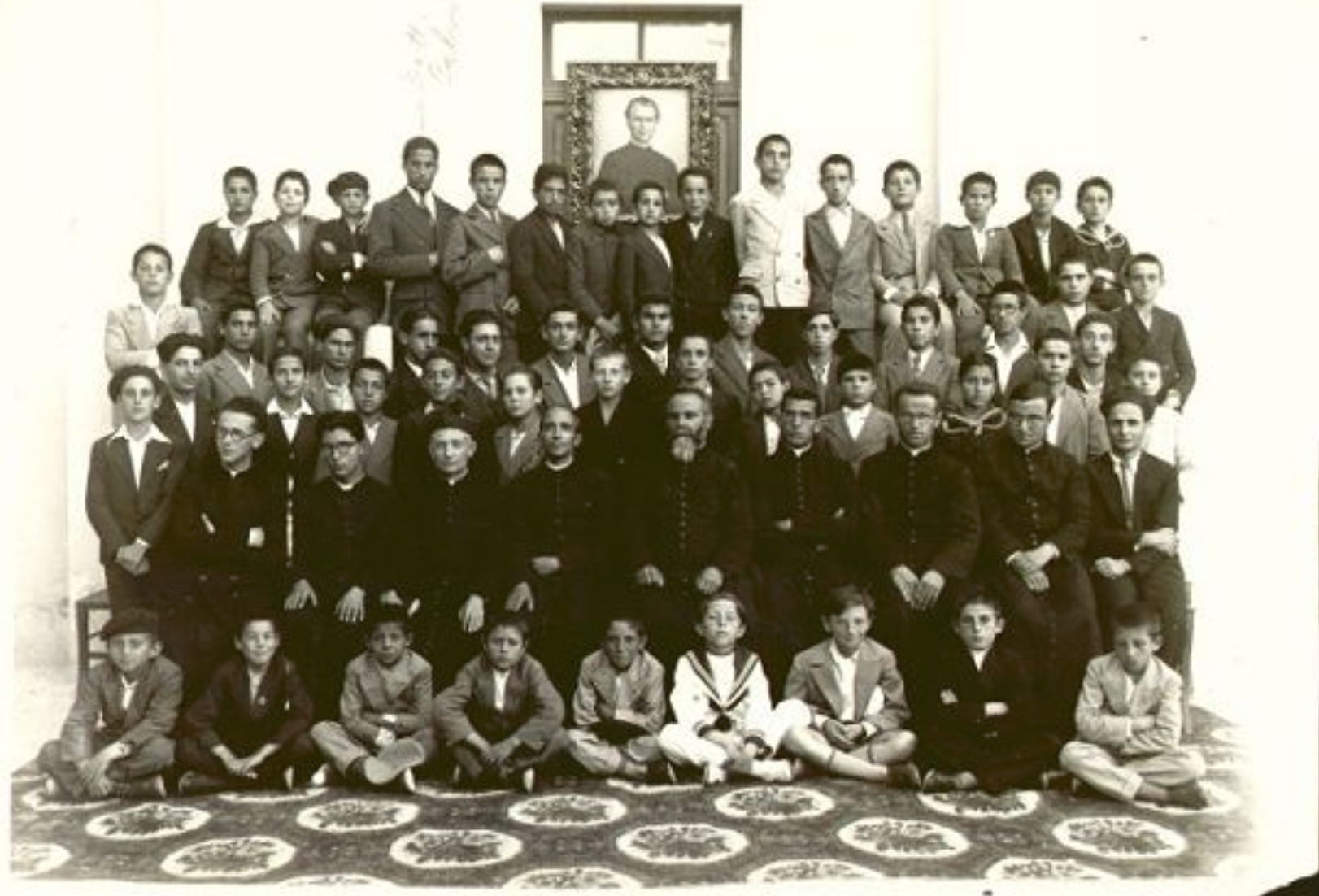 foto di gruppo degli ex-allievi nel giugno del 1931